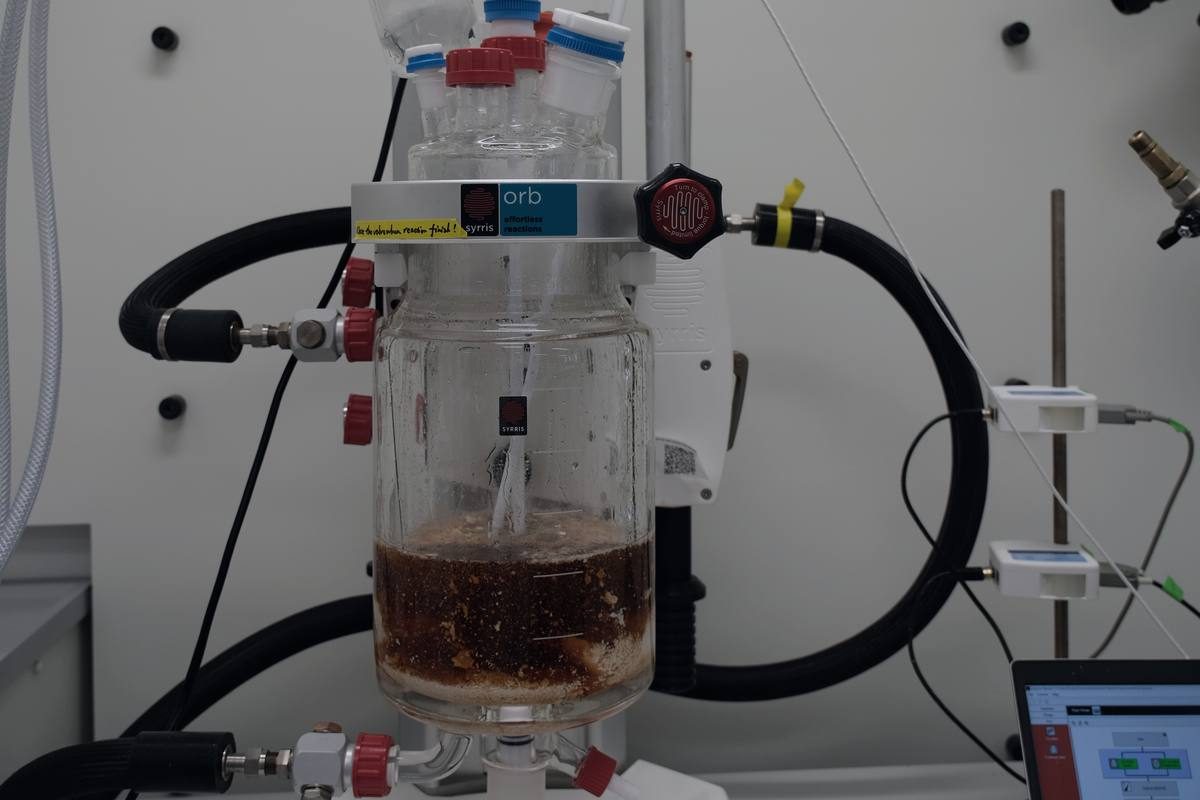 Jacketed synthesis reactor in the laboratory